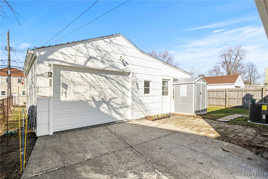 1126 Cleveland Drive, Cheektowaga, New York image 21