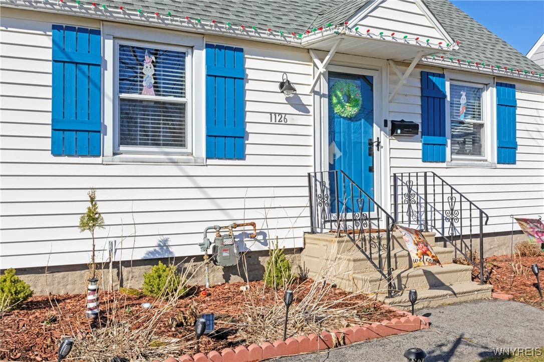 1126 Cleveland Drive, Cheektowaga, New York image 2
