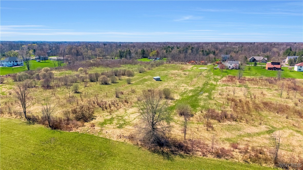 Conner Road, Clarence, New York image 11