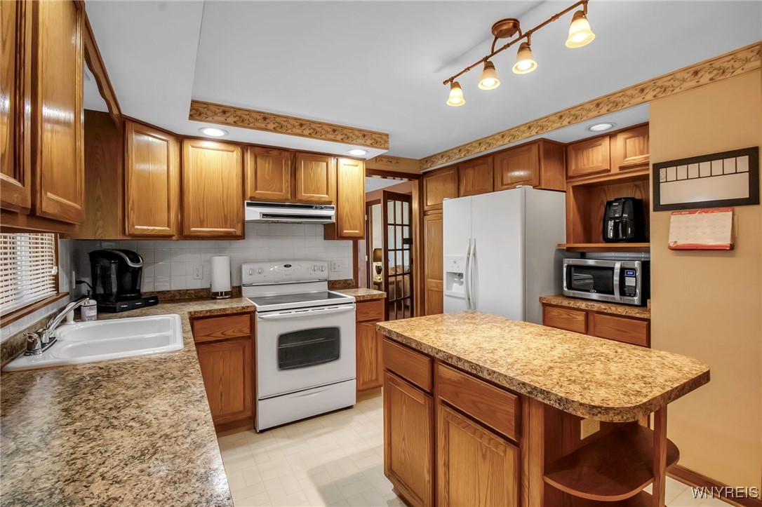60 Whitney Place, Cheektowaga, New York image 13