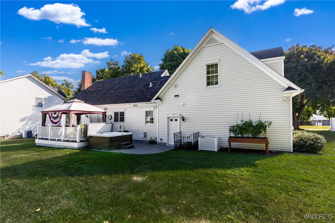 5470 Abel Road, Hamburg, New York image 2