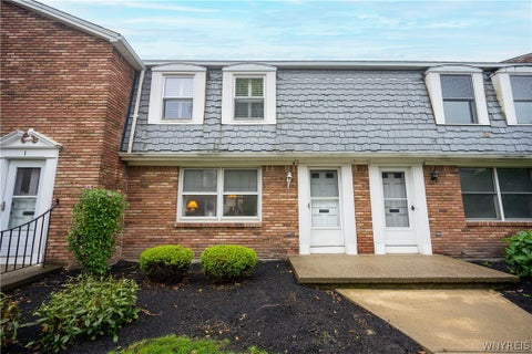 Photo of 50 Hamlin Sq SQ #H, Amherst, NY 14221 (MLS # B1679582)
