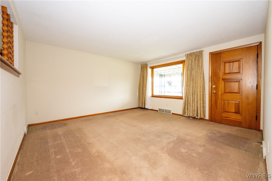 188 Claude Drive, Cheektowaga, New York image 13