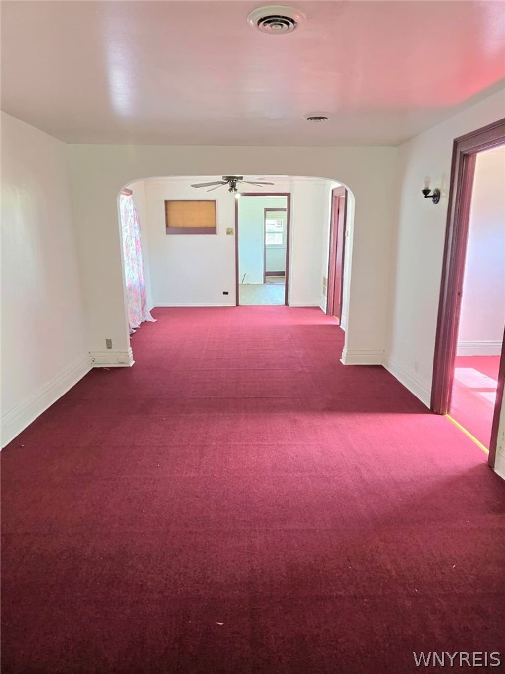 Photo of 135 Ivy Street, Buffalo, NY 14211 (MLS # B1666404)