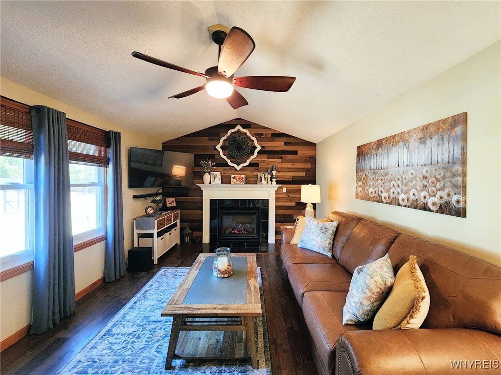 3361 Creekview Drive, Hamburg, New York image 14