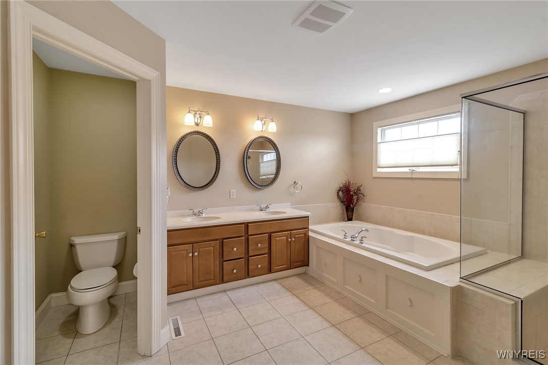 9688 Rosecroft Drive, Clarence, New York image 28