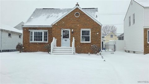 Photo of 12 Delta Road, Amherst, NY 14226 (MLS # B1656211)