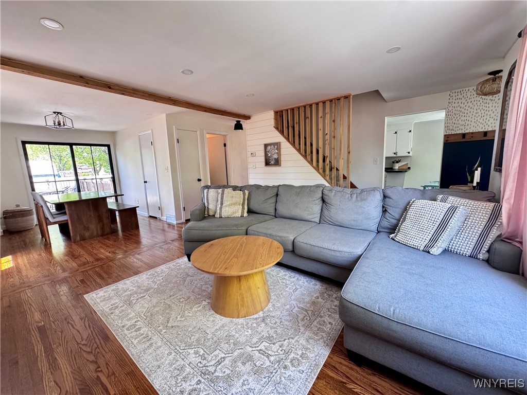 346 Charlotte Avenue, Hamburg, New York image 5