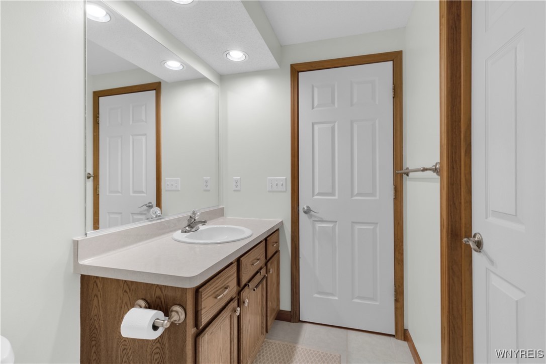 5389 Village Station Circle, Clarence, New York image 30