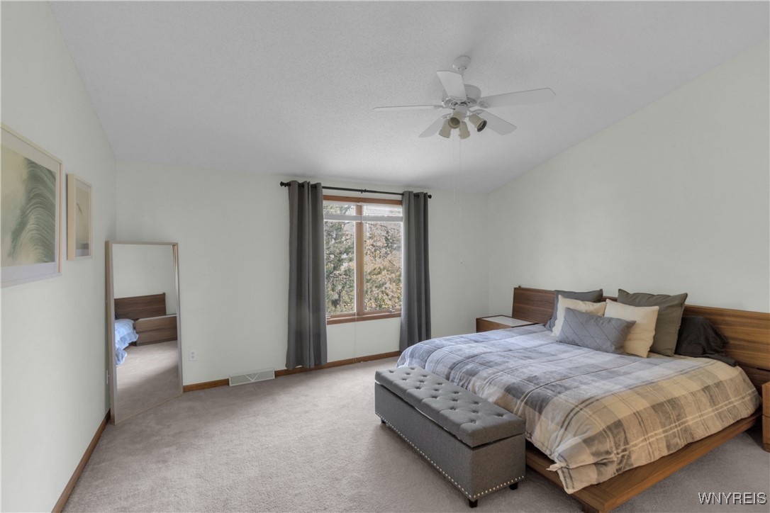 5389 Village Station Circle, Clarence, New York image 23