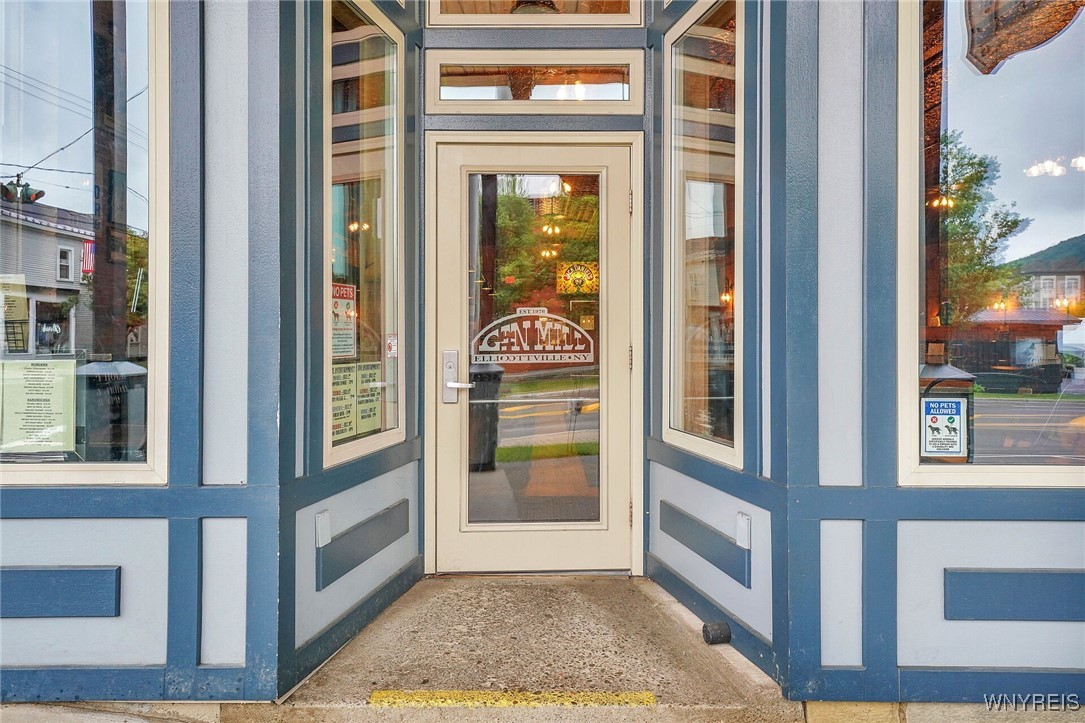 26-28, 30 Washington Street