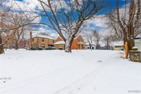 Tiny photo for 2810 Main Street, Buffalo, NY 14214 (MLS # B1654481)