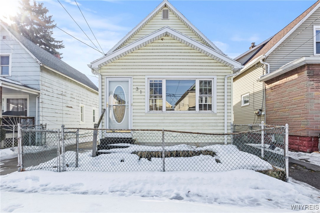 31 Cooke Street, Lackawanna, New York image 2