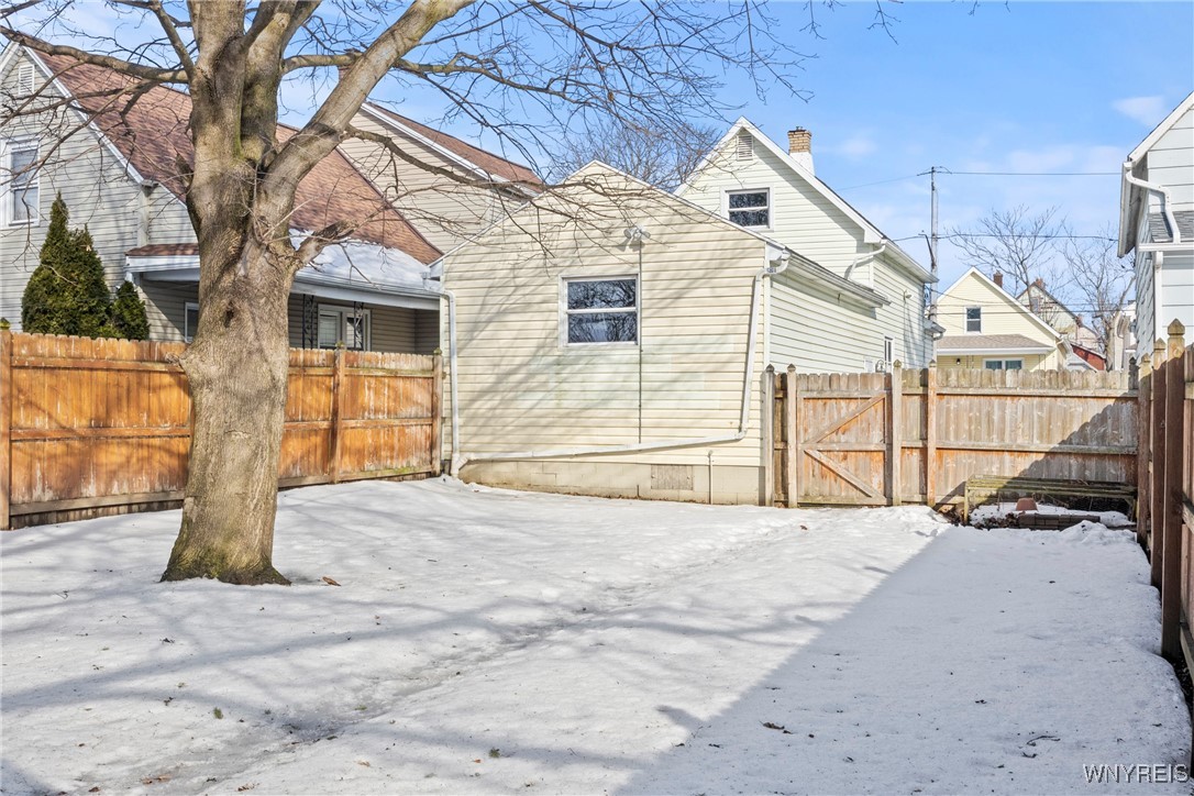 31 Cooke Street, Lackawanna, New York image 6