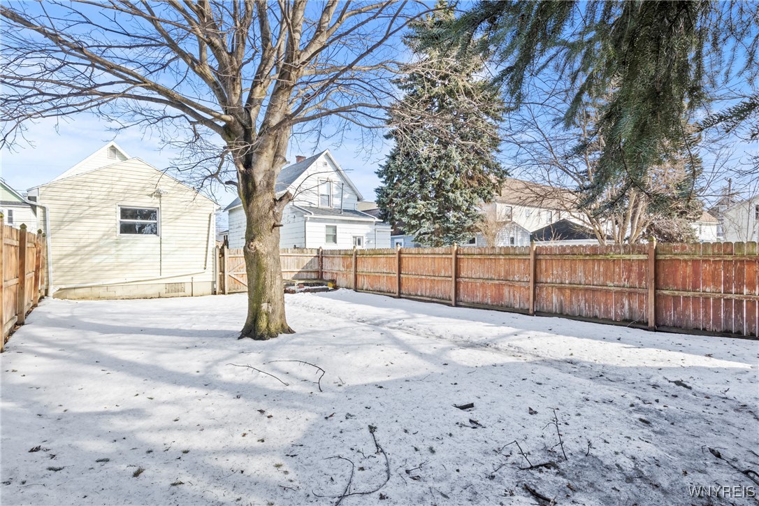 31 Cooke Street, Lackawanna, New York image 5