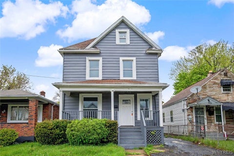 Homes For Sale - 2658 Niagara Avenue<br/> Niagara Falls, NY 14305