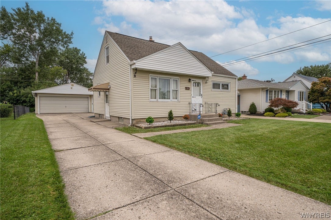 40 Petan Drive