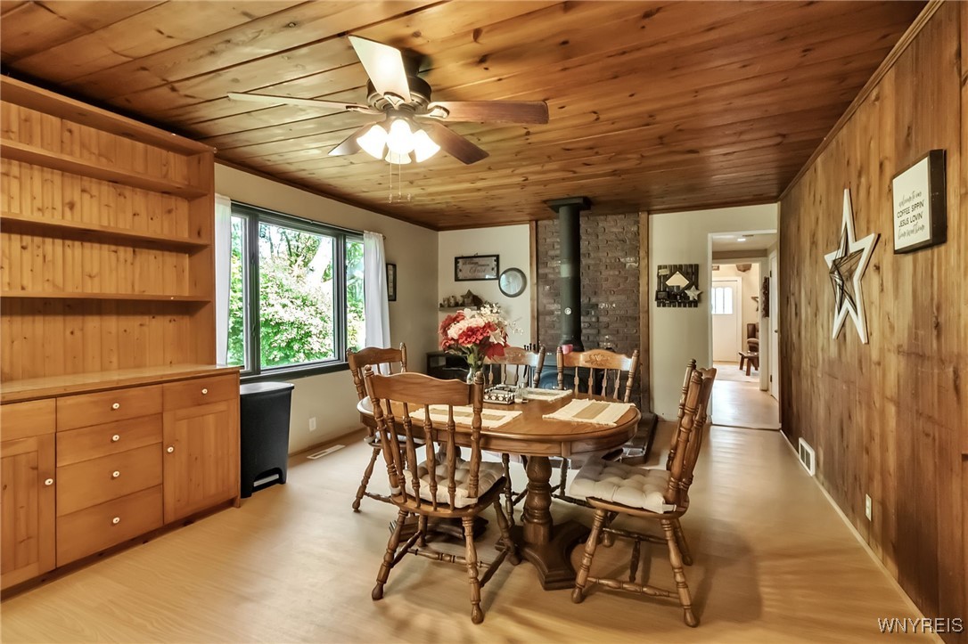 5648 Godfreys Pond, Stafford, New York image 6