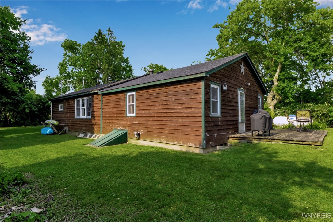 5648 Godfreys Pond, Stafford, New York image 27