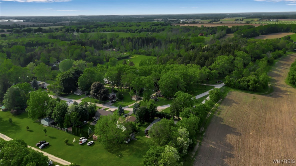 5648 Godfreys Pond, Stafford, New York image 34
