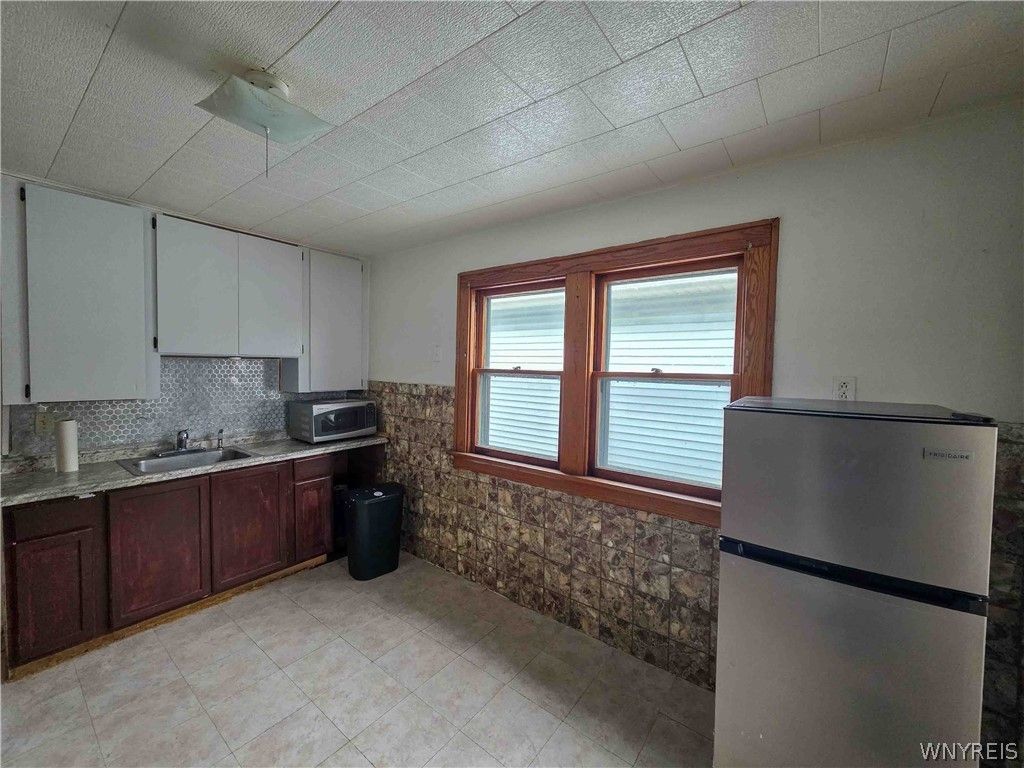 Photo of 28 Blum Avenue, Buffalo, NY 14216 (MLS # B1659855)