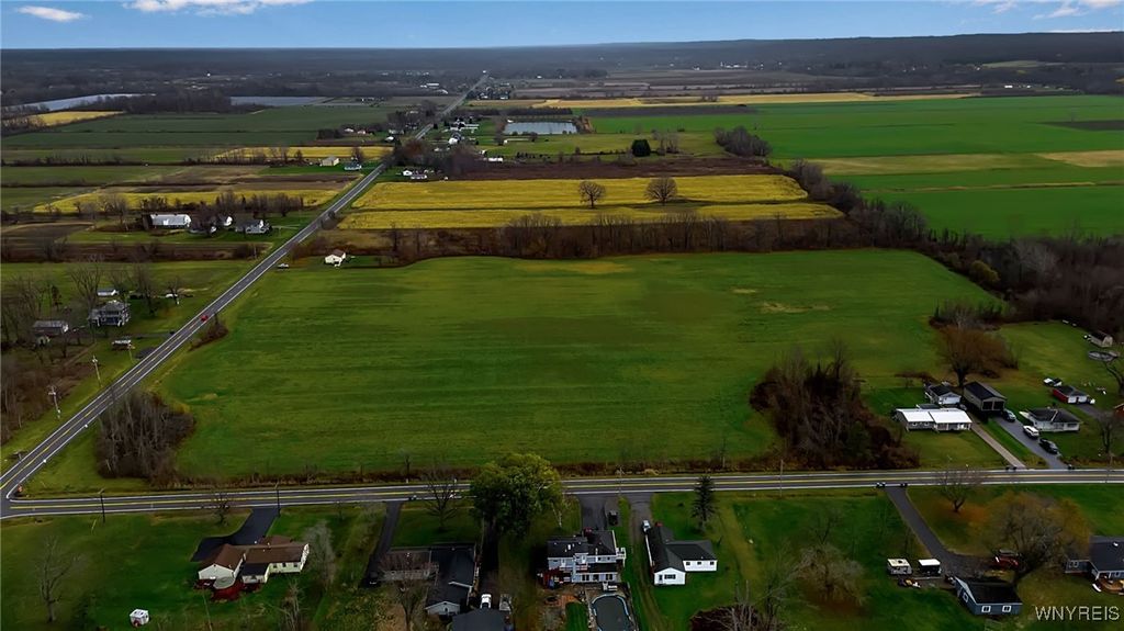 Photo of V/L Porter Center Road, Lewiston, NY 14131 (MLS # B1652832)