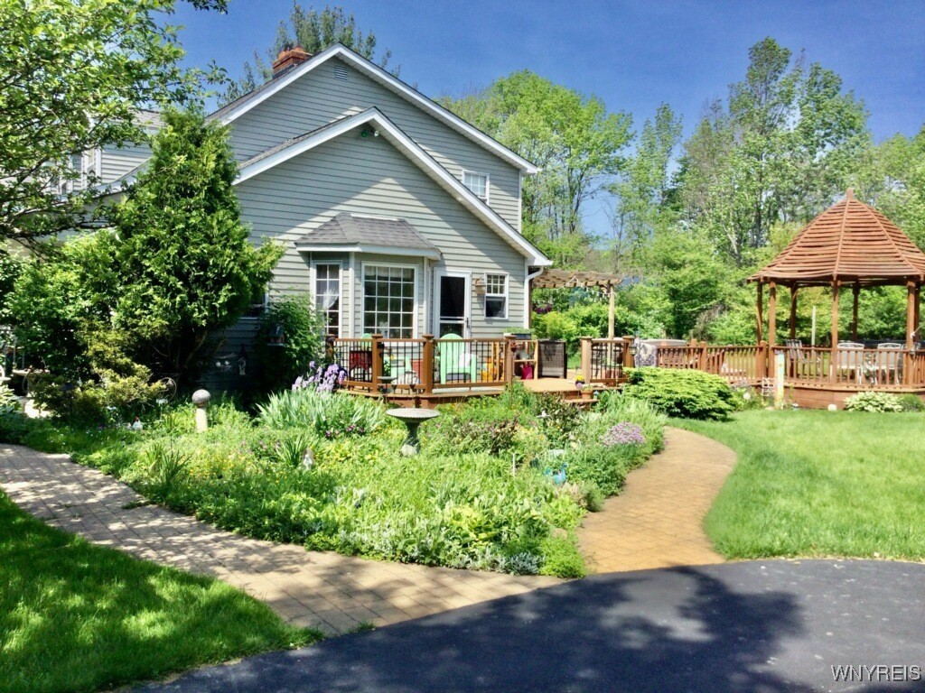 639 County Line Road