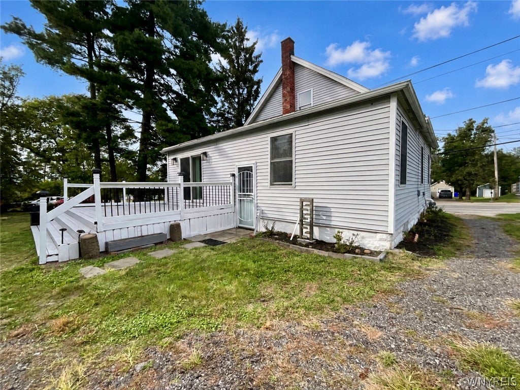 5427 Berg Road