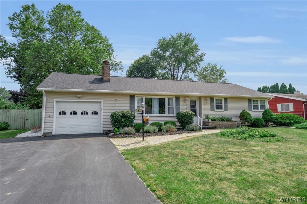 Photo of 20 Fordham Drive, Batavia City, NY 14020 (MLS # B1692045)