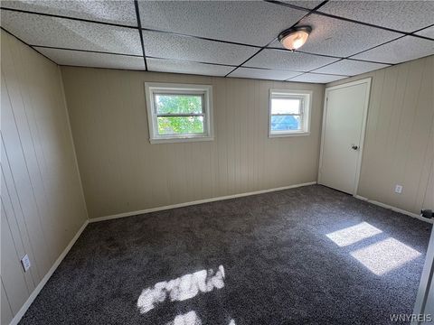 Tiny photo for 630 20th Street, Niagara Falls, NY 14301 (MLS # B1684087)