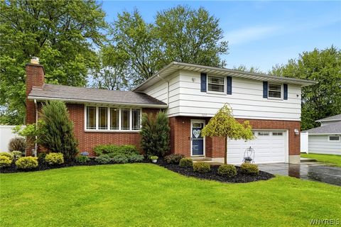 Photo of 5239 Ledge Lane, Clarence, NY 14221 (MLS # B1684845)