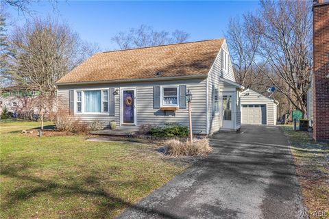 Homes For Sale - 260 North Street<br/> Aurora, NY 14052