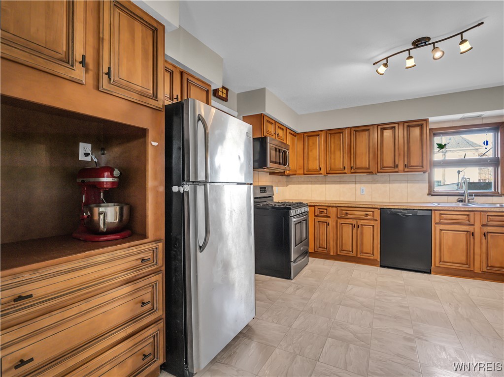 60 Sagamore Ter, Buffalo, New York image 15