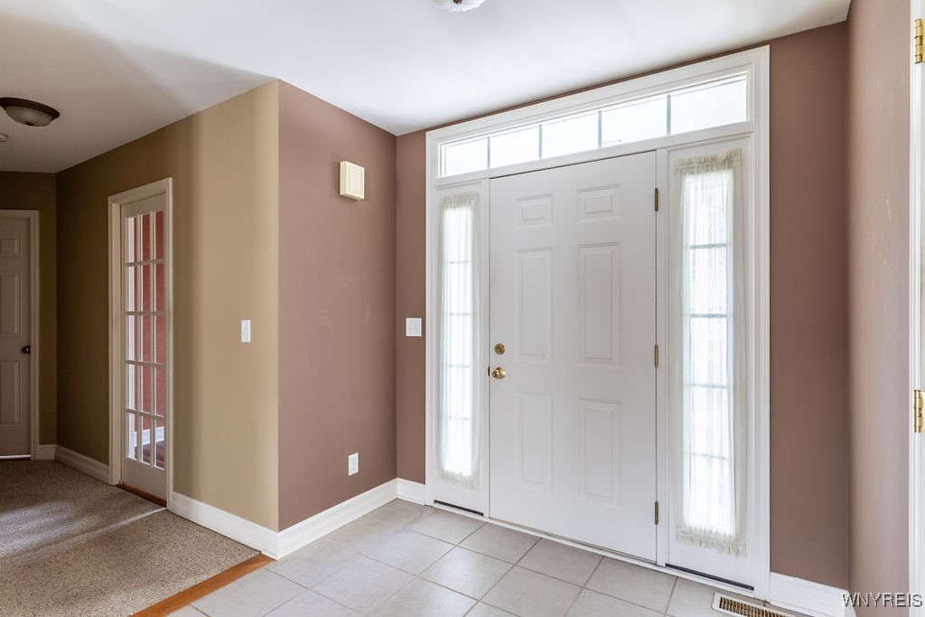 496 Whitehaven Road, Grand Island, New York image 6
