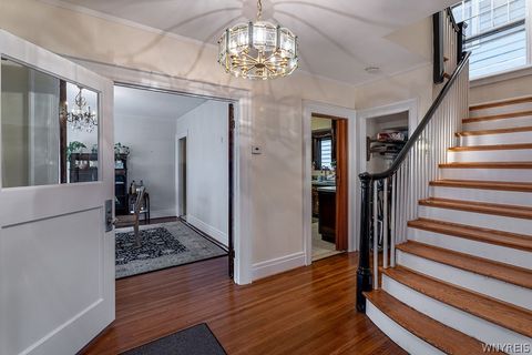 Tiny photo for 10 Summit Avenue, Buffalo, NY 14214 (MLS # B1684699)