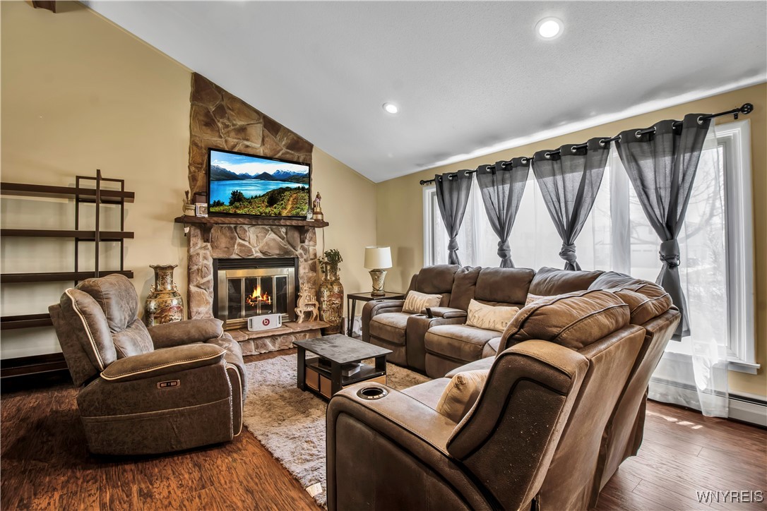 567 Cottonwood Drive, Amherst, New York image 6