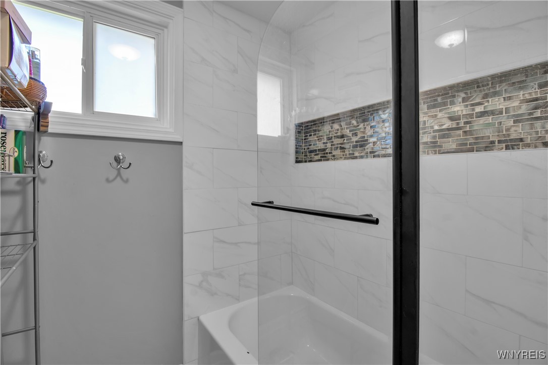 567 Cottonwood Drive, Amherst, New York image 19