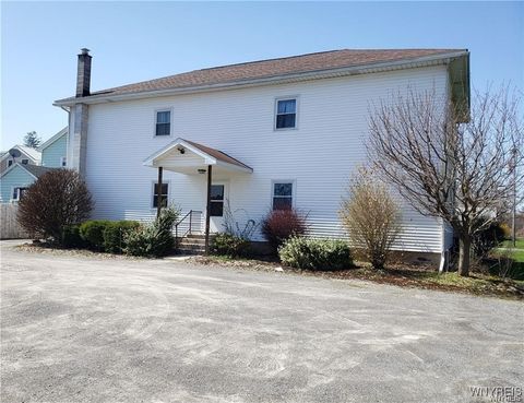 Tiny photo for 10 Washington Street #4, Royalton, NY 14105 (MLS # B1660544)
