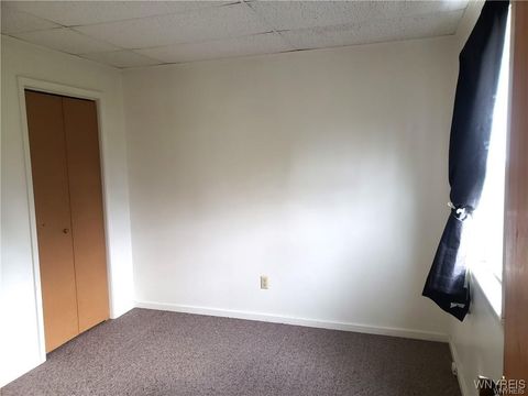 Tiny photo for 10 Washington Street #4, Royalton, NY 14105 (MLS # B1660544)