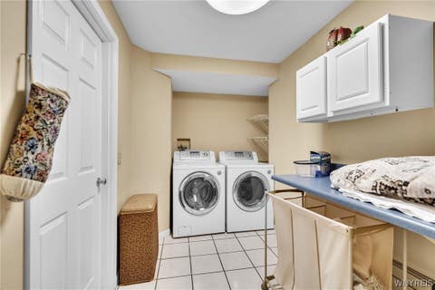 Tiny photo for 3 Silver Maple Court, Amherst, NY 14068 (MLS # B1702442)