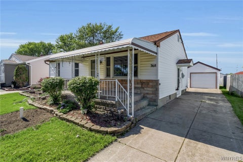 Homes For Sale - 368 Mcconkey Drive<br/> Tonawanda, NY 14223