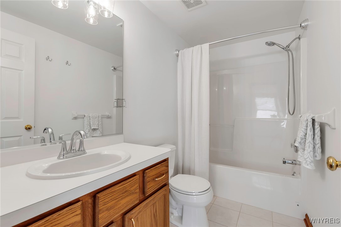 33 Brookins Green Drive, Orchard Park, New York image 27