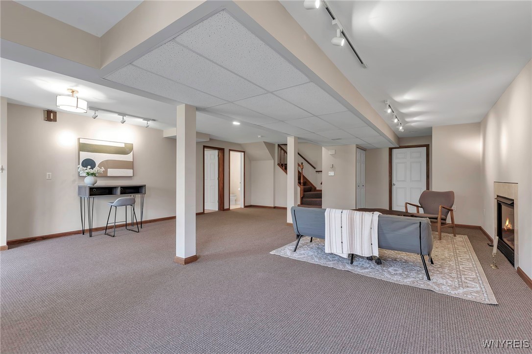33 Brookins Green Drive, Orchard Park, New York image 32
