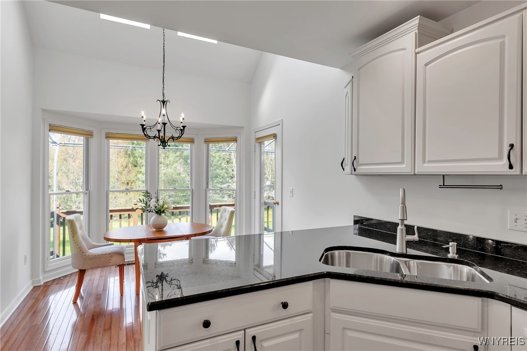 33 Brookins Green Drive, Orchard Park, New York image 12