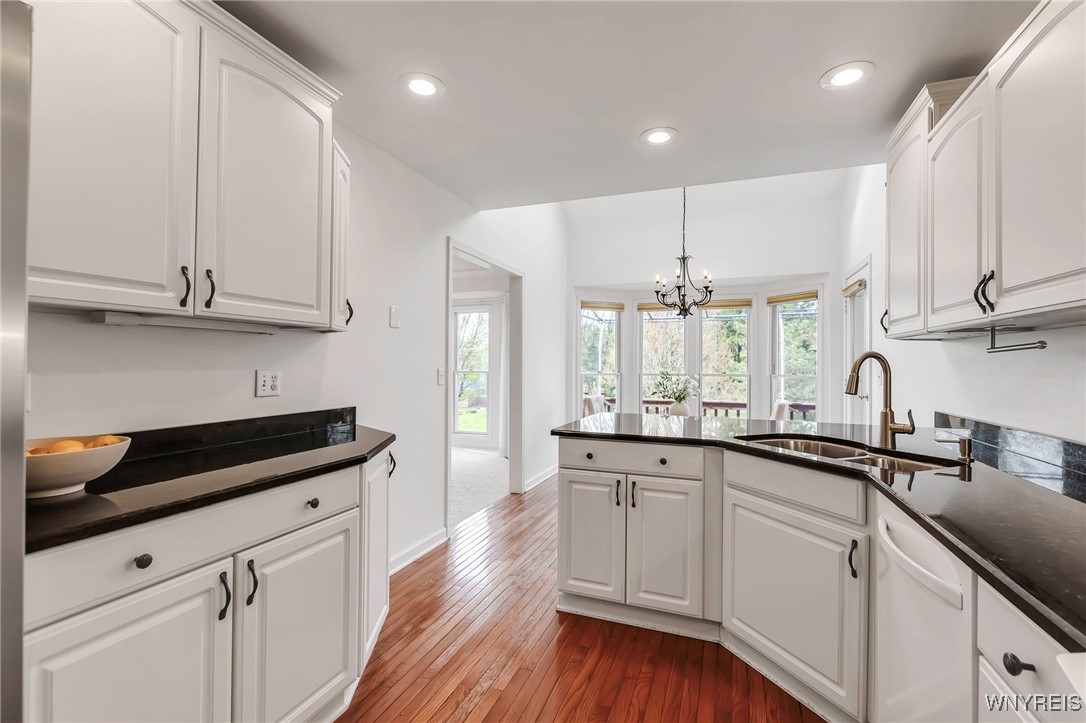 33 Brookins Green Drive, Orchard Park, New York image 16