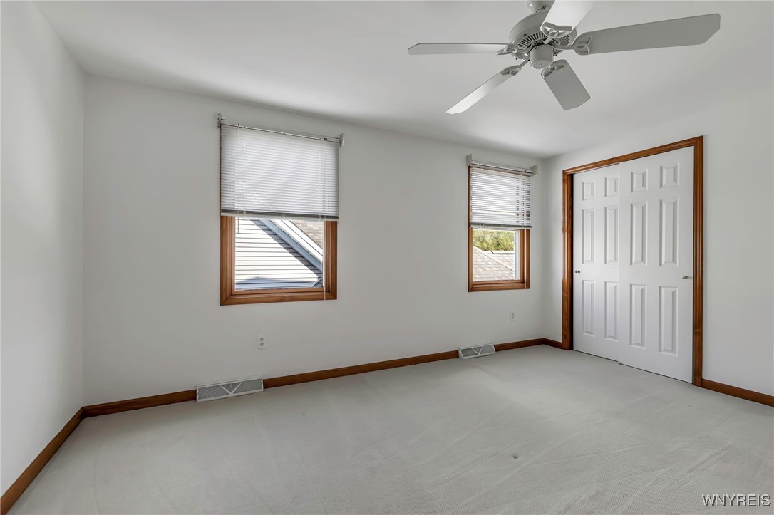 33 Brookins Green Drive, Orchard Park, New York image 26