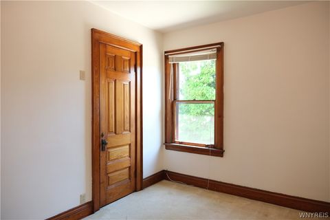 Tiny photo for 753 Lafayette Avenue #Upper, Buffalo, NY 14222 (MLS # B1692058)