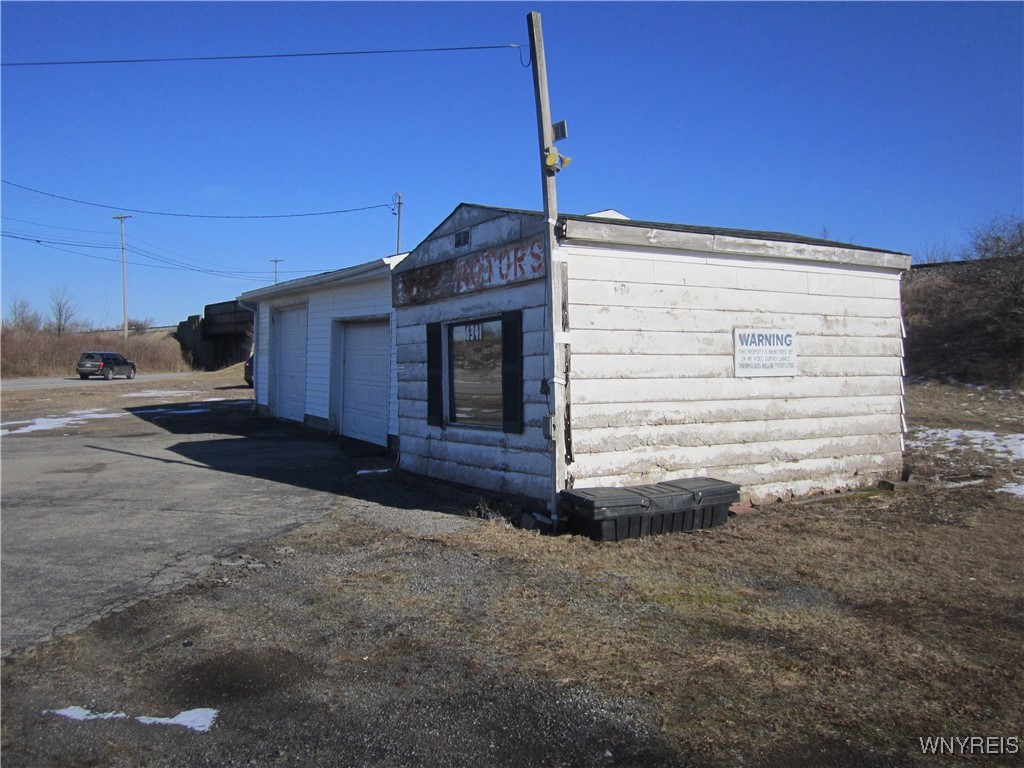 6341 Walmore Road