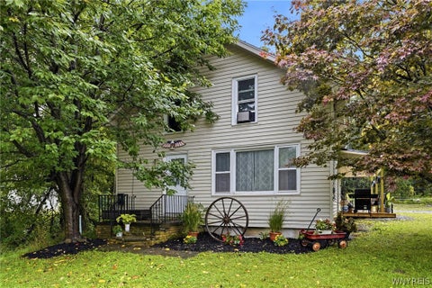 Homes For Sale - 10573 North Road<br/> Cattaraugus County, Perrysburg, NY 14129