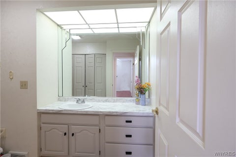 Tiny photo for 59 Spicebush Lane, Amherst, NY 14221 (MLS # B1714410)